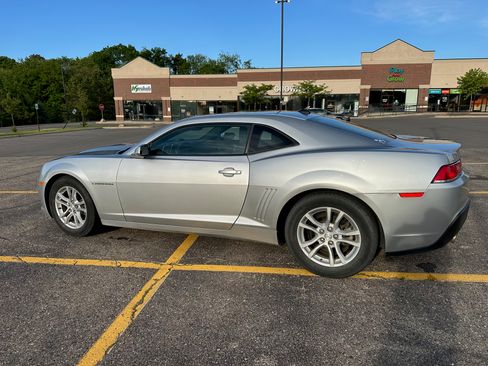 Used 2014 Chevrolet Camaro LT RWD image 10