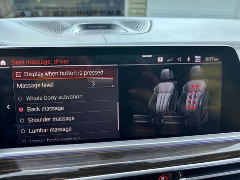 Used 2019 BMW X5 xDrive50i w/ M Sport Package AWD/4WD image 16