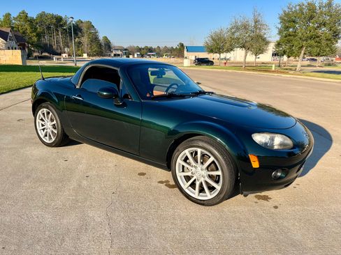 Used 2008 MAZDA MX-5 Miata Grand Touring w/ Premium Pkg RWD image 11