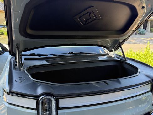 Used 2022 Rivian R1T Adventure AWD/4WD image 4