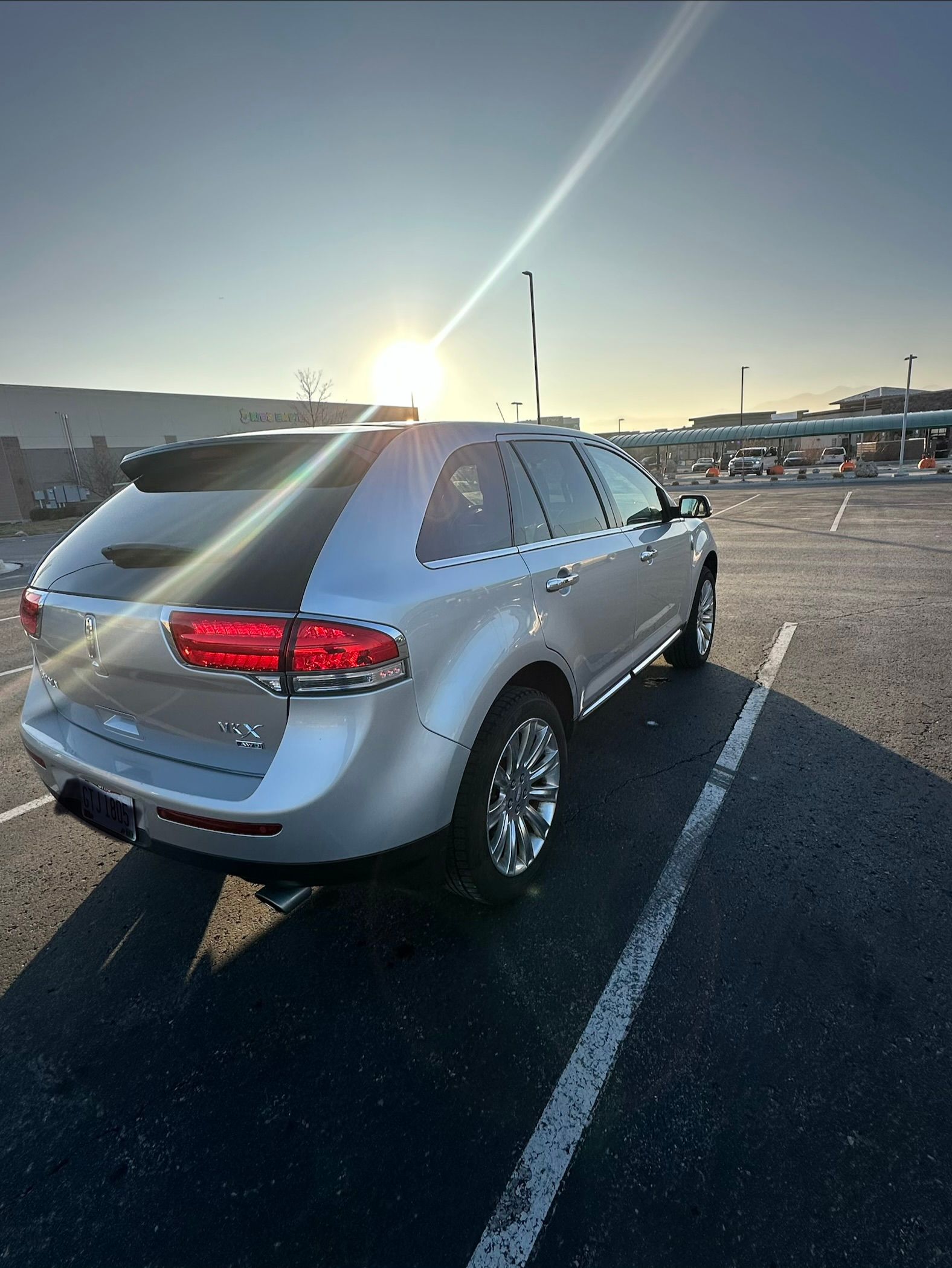 Used 2013 Lincoln MKX AWD image 10