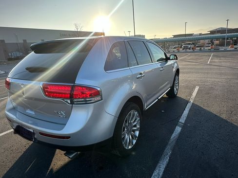 Used 2013 Lincoln MKX AWD image 10