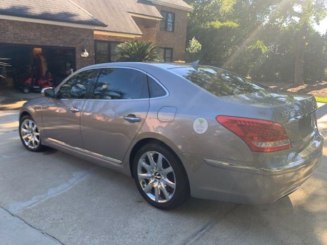 Used 2011 Hyundai Equus Signature RWD image 5