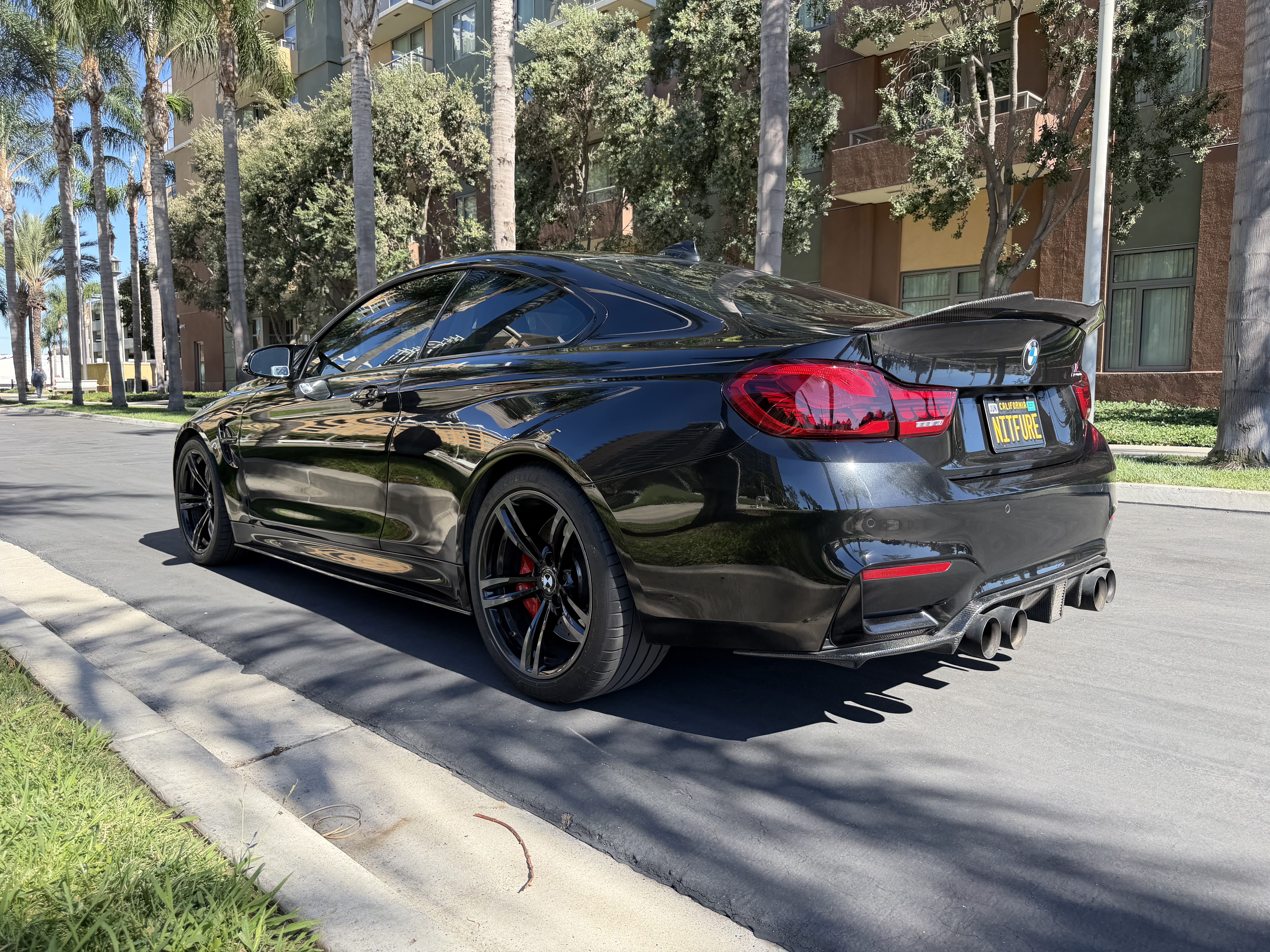 Used 2015 BMW M4 Coupe RWD image 4