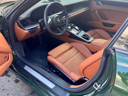 Used 2026 Porsche 911 Carrera image 9