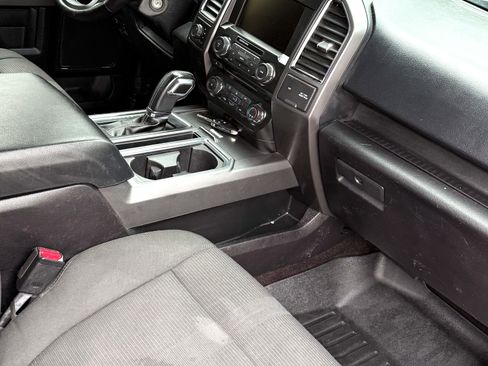 Used 2015 Ford F150 XLT w/ Equipment Group 302A Luxury image 17