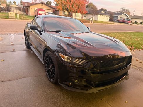 Used 2015 Ford Mustang GT w/ GT Performance Package image 8