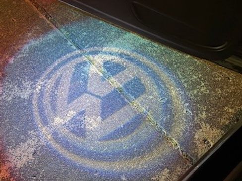 Used 2013 Volkswagen Touareg Sport image 12