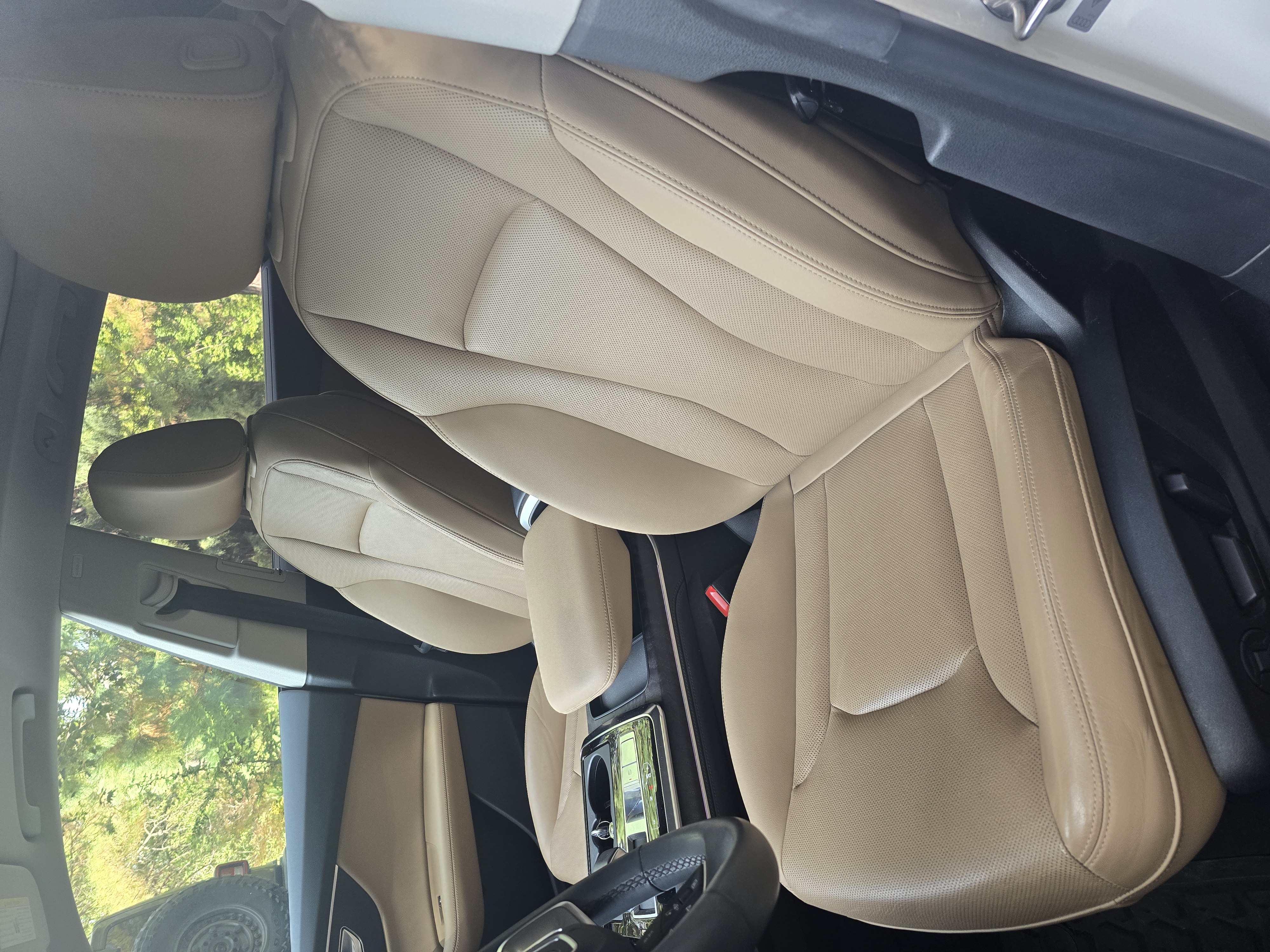 Used 2023 Audi Q8 Prestige AWD/4WD image 12