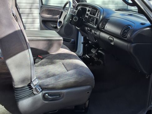 Used 1999 Dodge Ram 3500 Truck 4x4 Quad Cab image 15