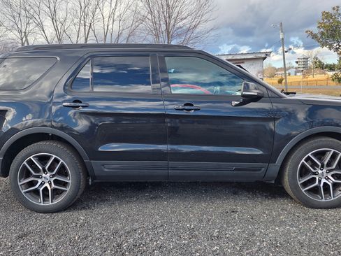 Used 2017 Ford Explorer Sport w/ Equipment Group 401A image 1