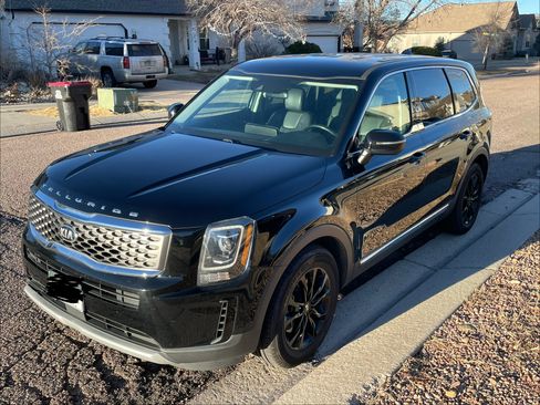 Used 2020 Kia Telluride LX image 1