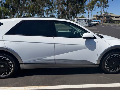 Used 2024 Hyundai Ioniq 5 Limited AWD/4WD image 5