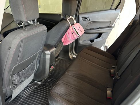 Used 2015 GMC Terrain SLE image 8