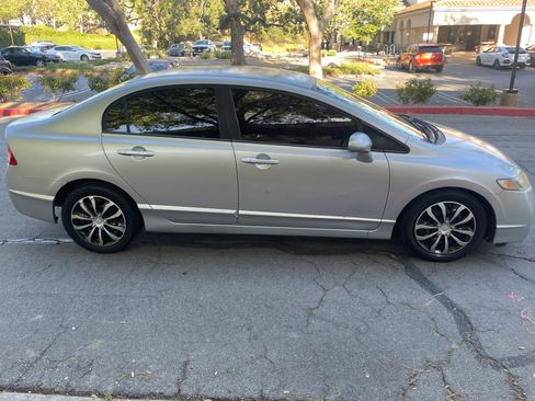 Used 2010 Honda Civic LX image 6