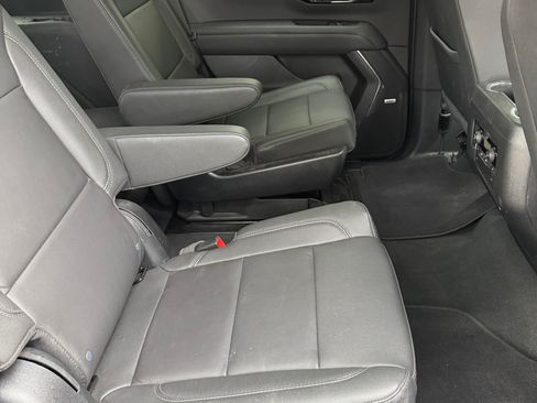 Used 2025 Chevrolet Tahoe LT w/ Comfort Package RWD image 10