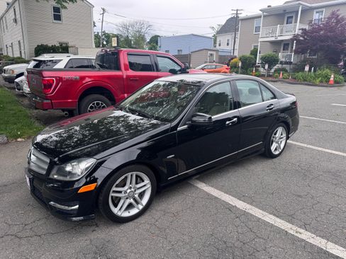 Used 2012 Mercedes-Benz C 350 Sport image 2