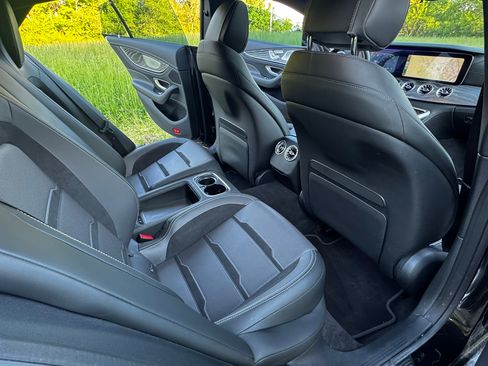 Used 2019 Mercedes-Benz AMG GT 63 image 19