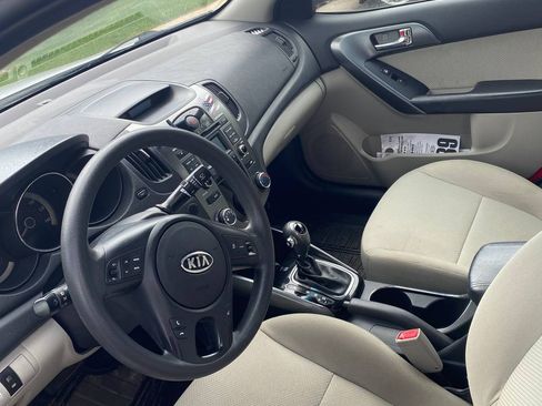 Used 2013 Kia Forte EX image 11