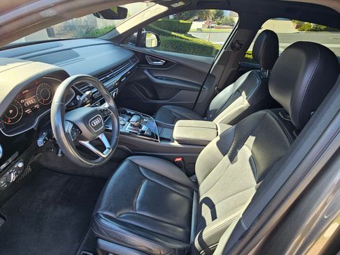 Used 2019 Audi Q7 3.0T Prestige w/ Prestige Package image 23