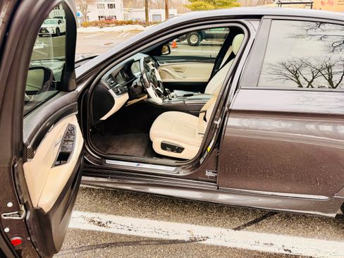 Used 2014 BMW 528i xDrive Sedan image 8