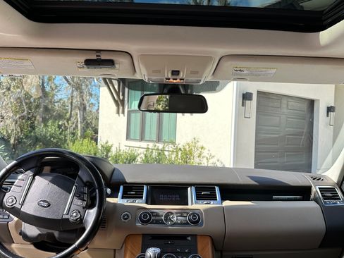 Used 2013 Land Rover Range Rover Sport HSE LUX image 15