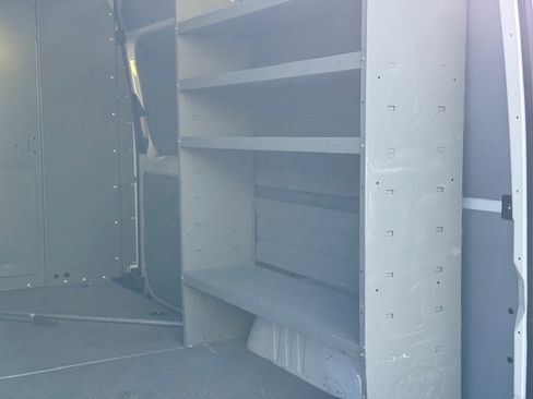 Used 2021 Mercedes-Benz Sprinter 2500 image 5