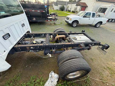 Used 2016 Ford F350 XL w/ Power Equipment Group image 6