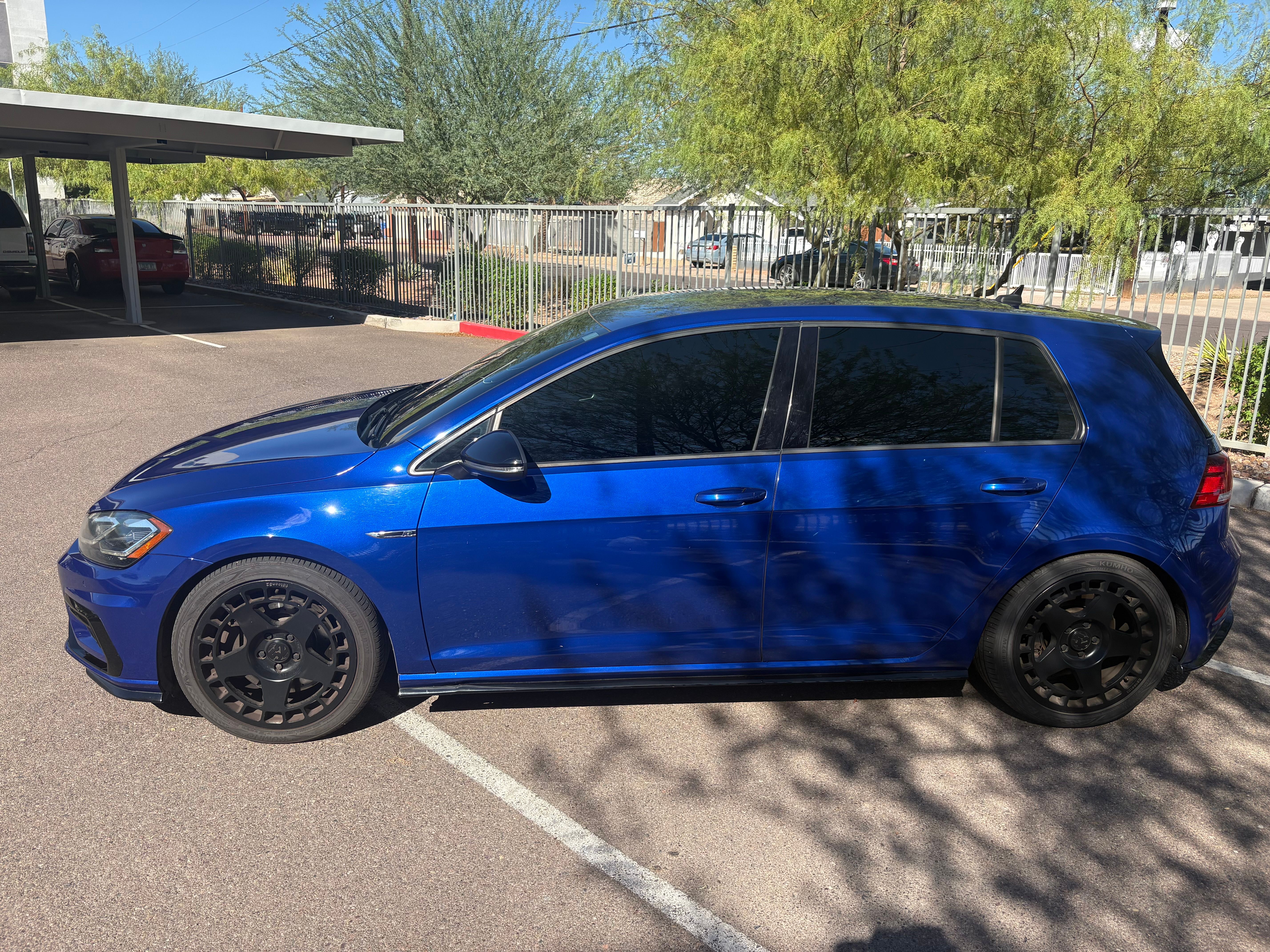 Used 2019 Volkswagen Golf R 4-Door AWD/4WD image 2