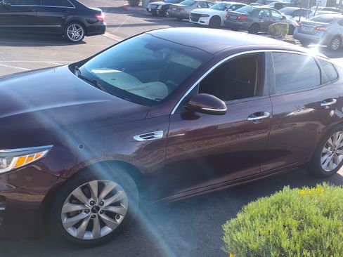 Used 2016 Kia Optima LX w/ Option Group 014 image 11