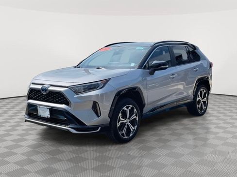 Used 2021 Toyota RAV4 XSE w/ Weather Package image 4