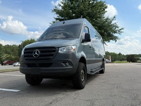 Used 2022 Mercedes-Benz Sprinter 2500 w/ Charging Package, Dashboard image 8