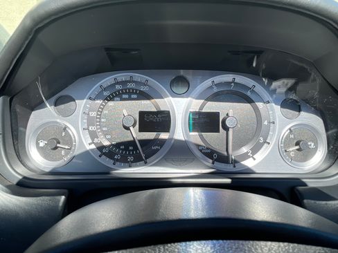 Used 2009 Aston Martin V8 Vantage Roadster image 10