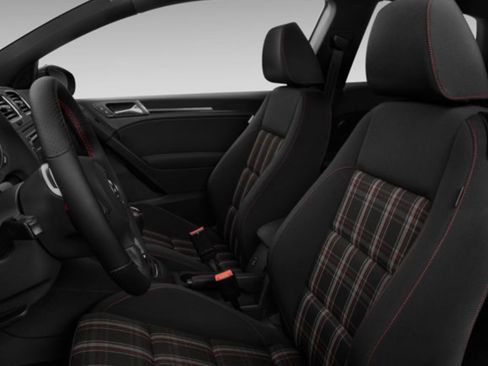 Used 2012 Volkswagen GTI 2-Door FWD image 3