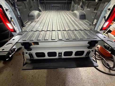 Used 2022 GMC Sierra 3500 AT4 w/ AT4 Premium Plus Package image 14