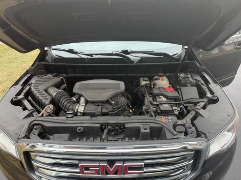 Used 2017 GMC Acadia SLT image 13