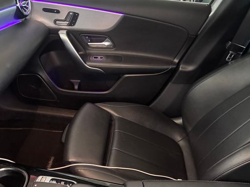 Used 2019 Mercedes-Benz A 220 4MATIC image 12