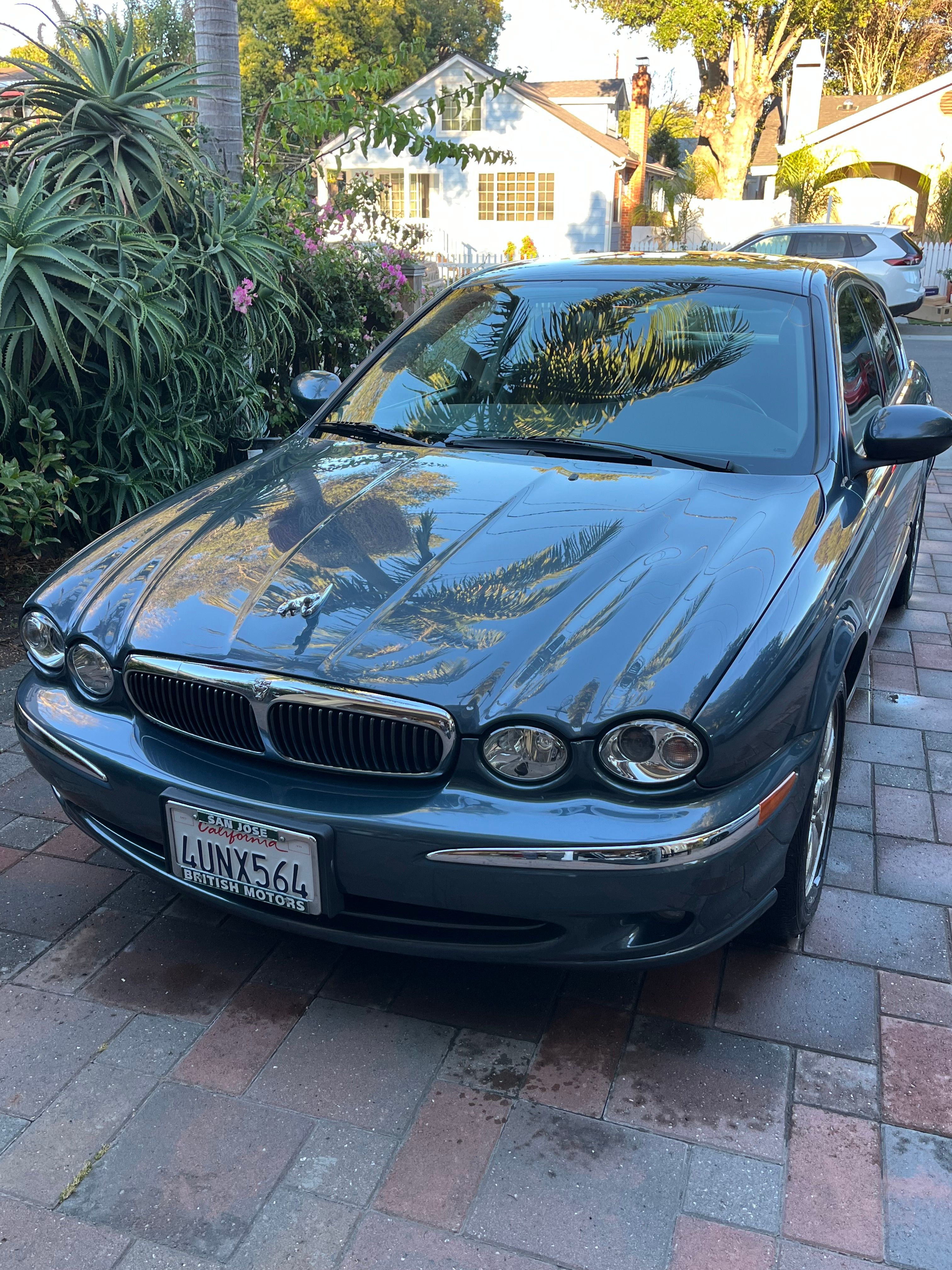 Used 2002 Jaguar X-TYPE 2.5 AWD/4WD image 1