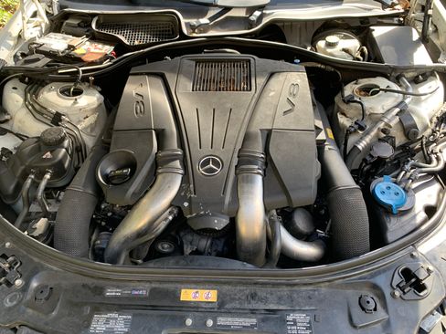 Used 2012 Mercedes-Benz S 550 S 550 4MATIC Sedan 4D image 11