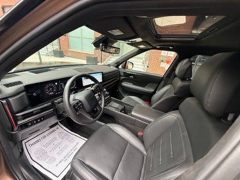 Used 2024 Hyundai Santa Fe Calligraphy image 17