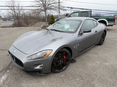 Used 2010 Maserati GranTurismo S RWD image 8