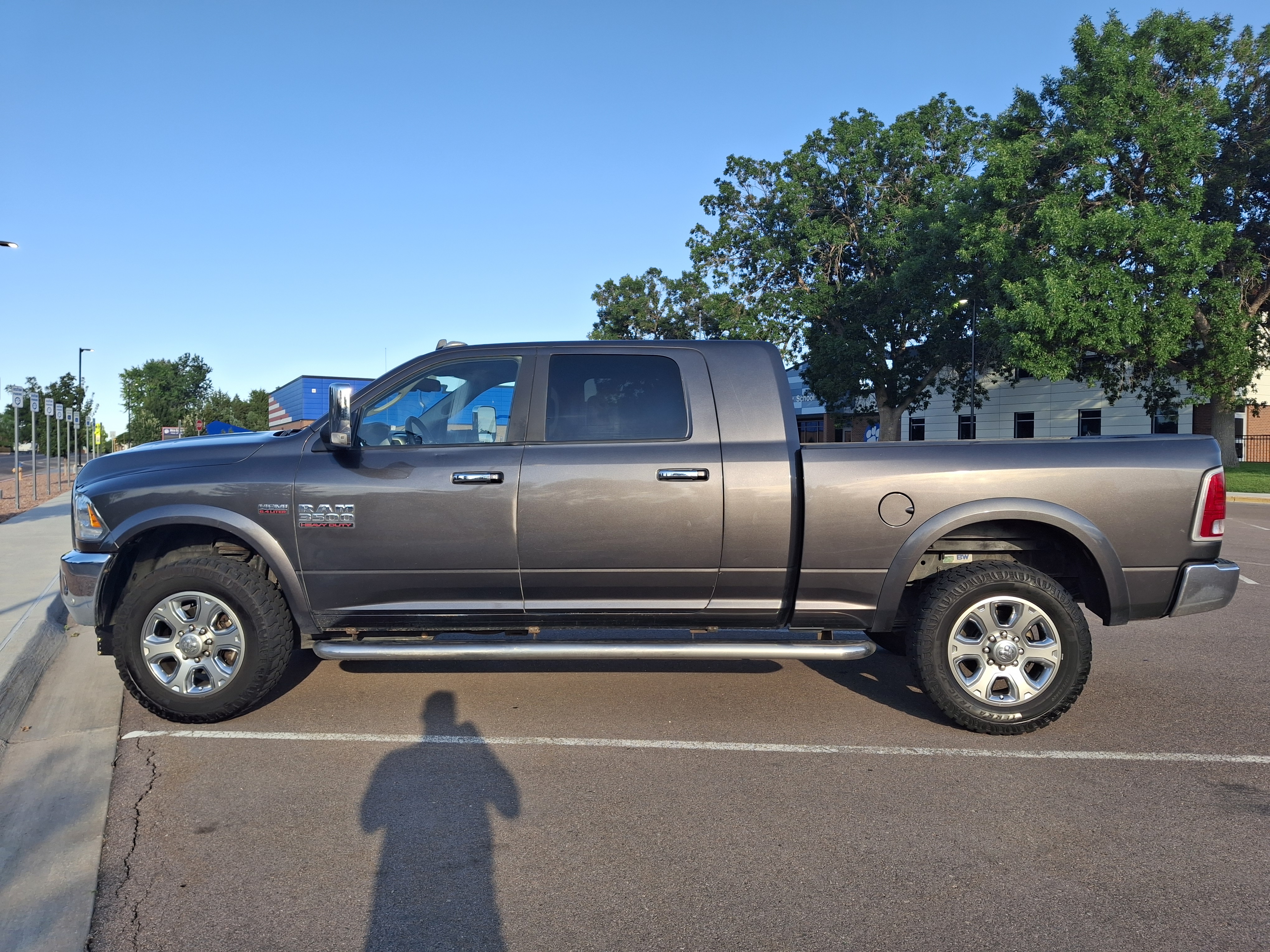 Used 2017 RAM 3500 Laramie w/ Snow Chief Group AWD/4WD image 10
