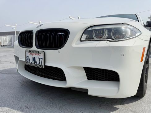 Used 2014 BMW M5 image 11