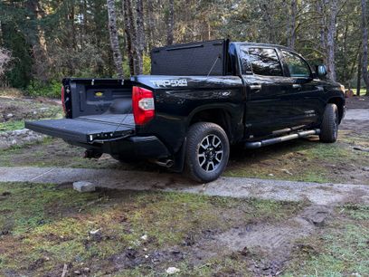 Used 2017 Toyota Tundra Limited w/ Limited Premium Package