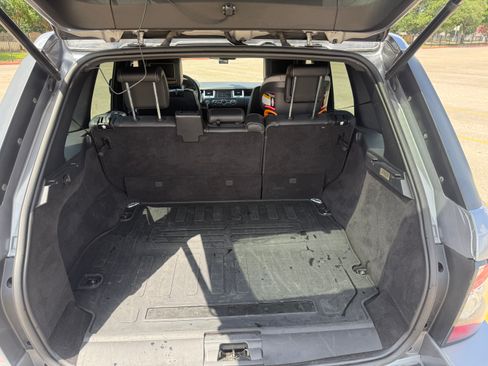 Used 2012 Land Rover Range Rover Sport HSE LUX image 9