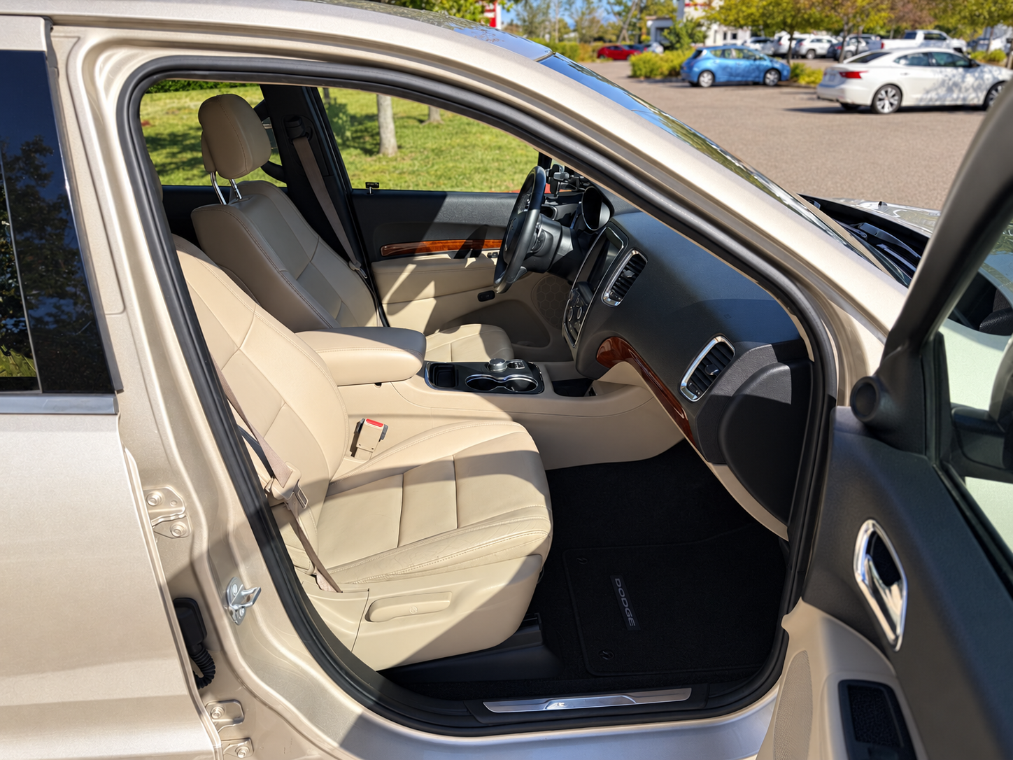 Used 2014 Dodge Durango Limited w/ Premium Group RWD image 17