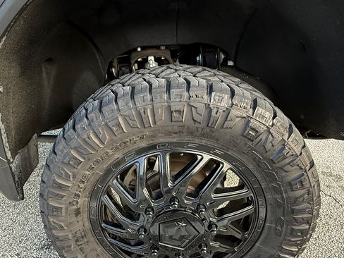 Used 2023 GMC Sierra 3500 Denali w/ Denali Ultimate Package image 12