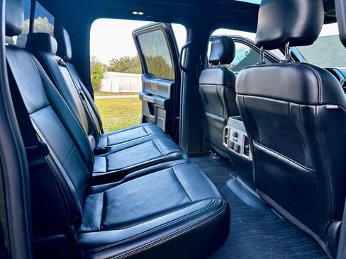 Used 2017 Ford F150 Lariat w/ Equipment Group 502A Luxury image 26