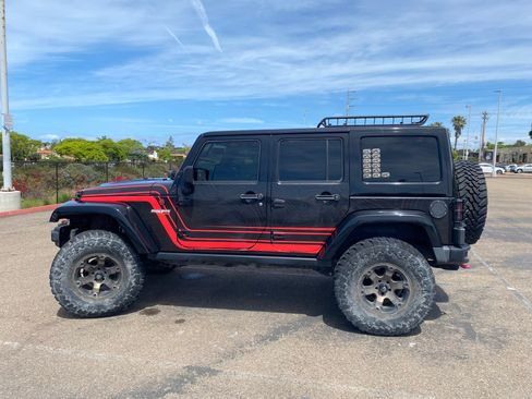 Used 2016 Jeep Wrangler Unlimited Rubicon AWD/4WD image 21