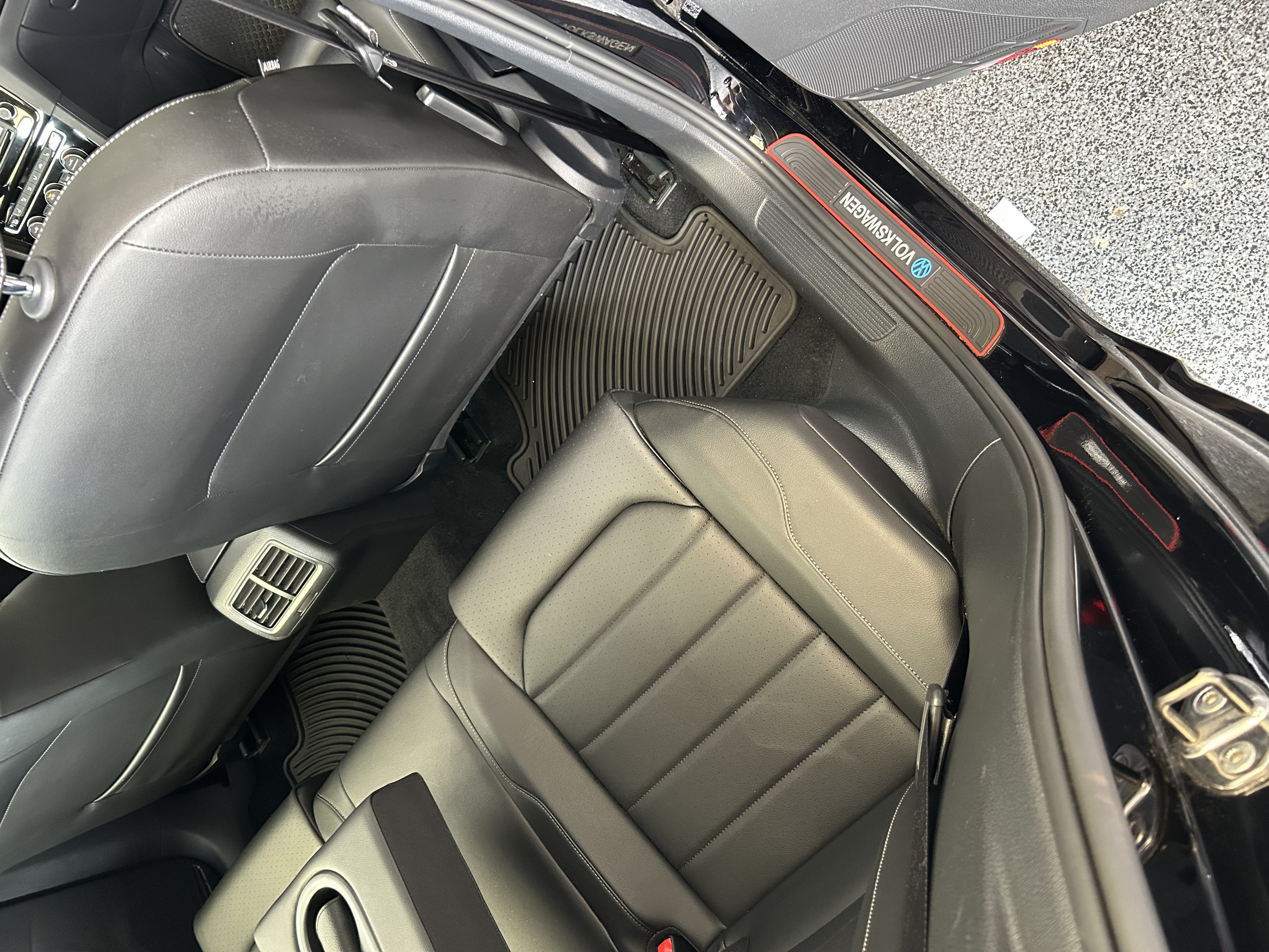 Used 2017 Volkswagen Golf SEL FWD image 21